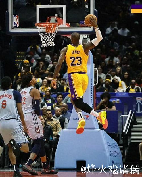 詹姆斯24+11布朗尼5分 湖人大胜送奇才16连败 詹姆斯24+11布朗尼5分 湖人大胜送奇才16连败